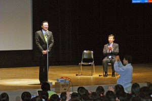 武蔵村山市民会館で