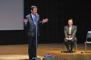 武蔵村山市民会館で